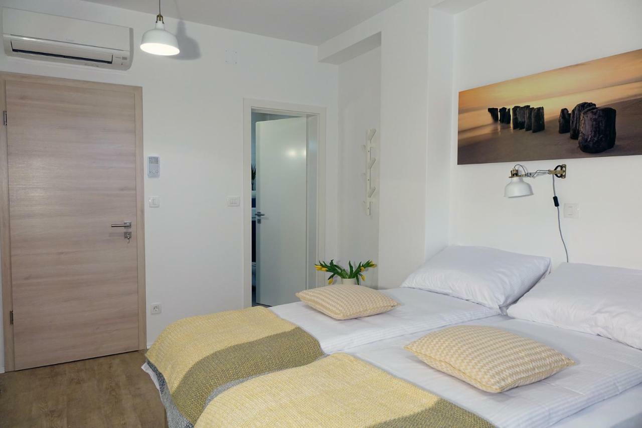 Central Apartments With Parking ลูบลิยานา ภายนอก รูปภาพ